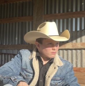 Meet your Posher, Fletcher